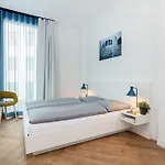 Smartments Karlshorst 4* Berlim
