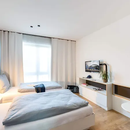 Smartments Karlshorst 4*