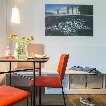 Smartments Business Karlshorst 3*