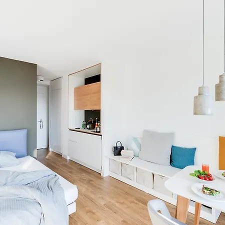 Smartments Business Karlshorst 3*